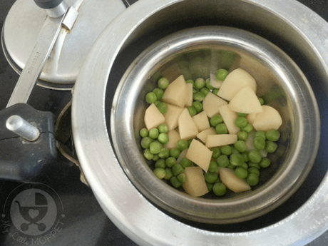 Green Peas and Potato Puree