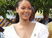 #BInspirational Rihanna Named Harvard University Humanitarian Year