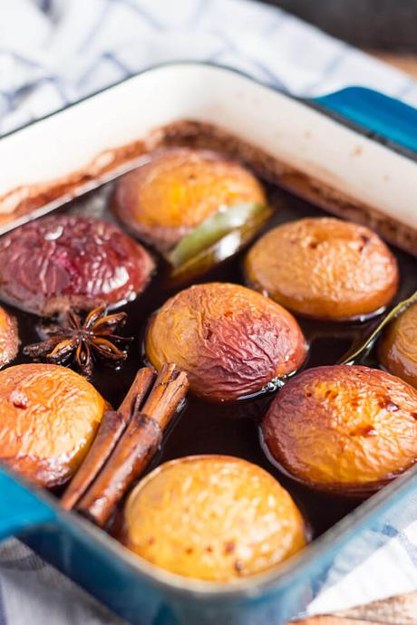 Make Ahead Easy Oven Roasted Nectarines in Red Wine