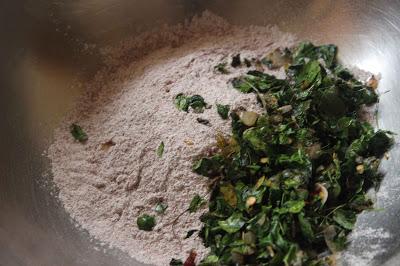 Ragi adai with Drumstick leaves- Ragi Rotti(Spicy version)- Kezhvaragu MurungaKeerai Adai- Finger millet Adai