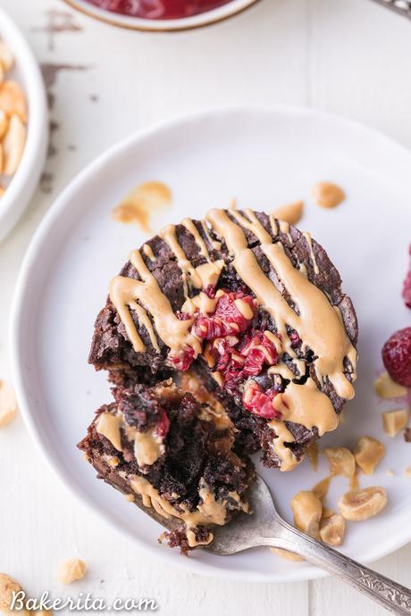 These Gluten Free Peanut Butter & Jelly Brownie Bites are fudgy and flavorful, with a surprise of peanut butter and jelly on the inside of each brownie! If you're a peanut butter & jelly fan, you're going to love these.
