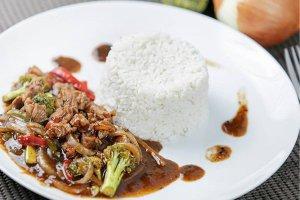 Savor The Simple Yet Delicious Indonesian Cuisine From Groupon