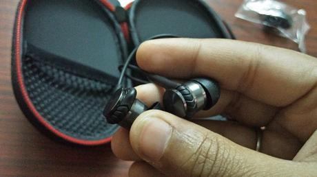 BlitzWolf BW-VOX1 Hybrid Earphones Review: Flat 20% Discount Coupon Code