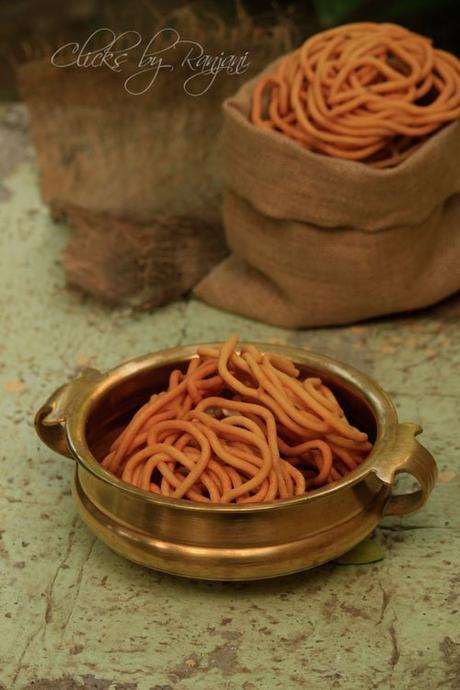 thenkuzhal-murukku-recipe-south-indian