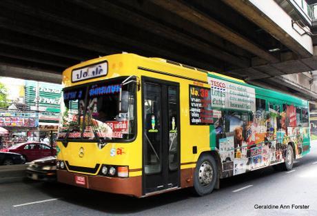 Travel by bus in Bangkok