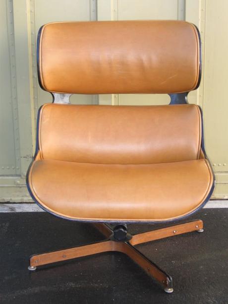 Vintage Eames Lounge Chair