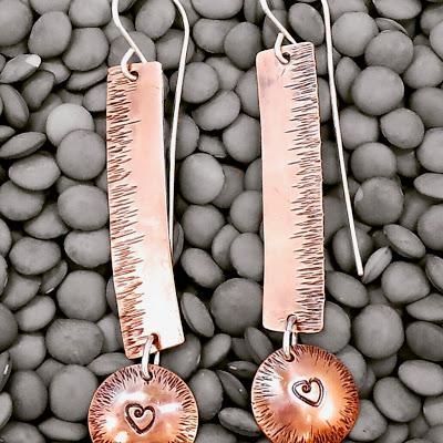 Textured Copper Heart Dangle Earrings These pure copper e...
