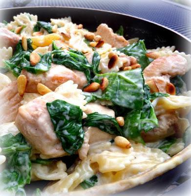 Skillet Chicken and Spinach Bowties