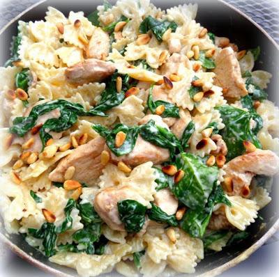 Skillet Chicken and Spinach Bowties