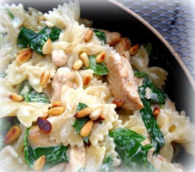 Skillet Chicken and Spinach Bowties