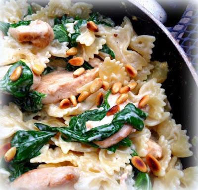 Skillet Chicken and Spinach Bowties