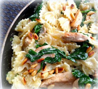 Skillet Chicken and Spinach Bowties