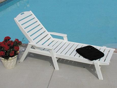 Plastic Pool Lounge Chairs