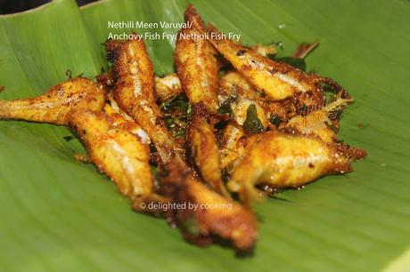 Nethili Meen Varuval/ Netholi Fish Fry/ Spicy Anchovies fry