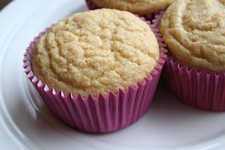 Banana Oat Blender Muffins (Dairy, Gluten and Refined Sugar Free Options)