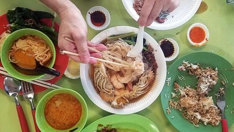 breakfast singapore hawker style