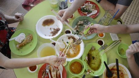 breakfast singapore hawker style