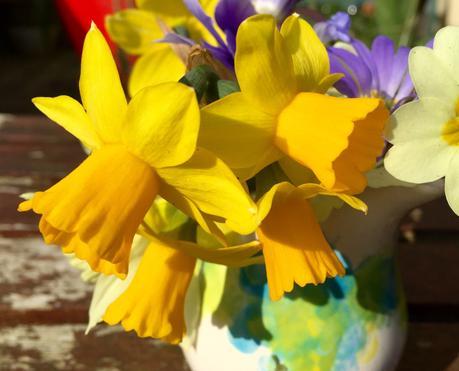 In a Vase on Monday – A Spring Posy
