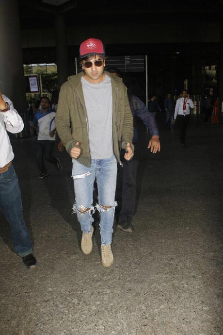 Bollywood Style Notebook: Ranbir Kapoor – That Rockstar - Boldsky.com