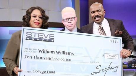[VIDEO] Steve Harvey Pays For Disney Dreamers Participant To Go To College