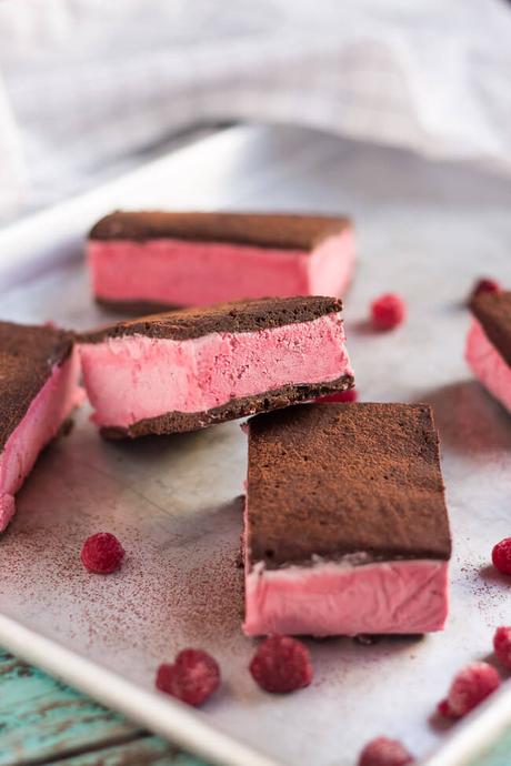 How To Make Raspberry & Chocolate Ice Cream Sandwiches