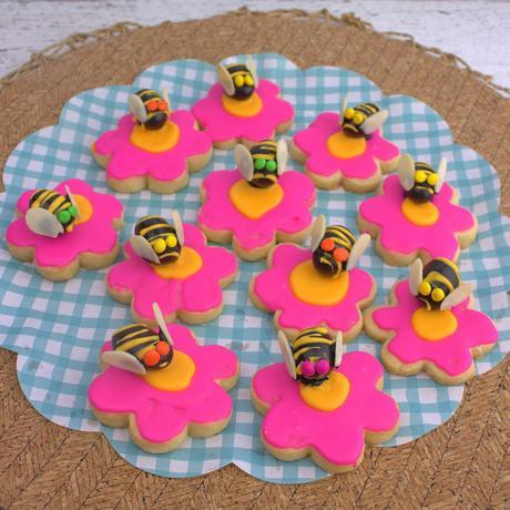 Honeybee Cookies #FilltheCookieJar Honeybee Cookies