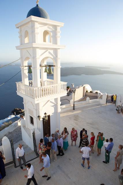 Honeymoon or wedding in Santorini?