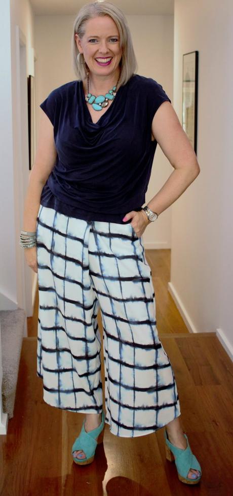 Spring and Summer Looks for High Value Contrast