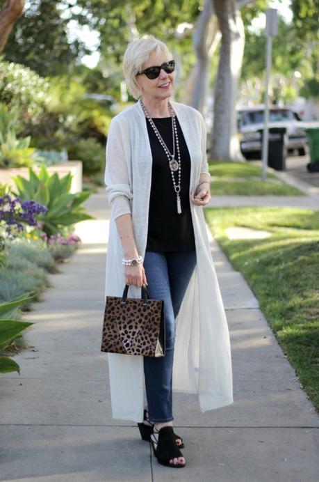 casual outfit with duster cardigan and layered necklaces