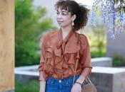 Trend Ruffle Blouse with High-Rise Jeans