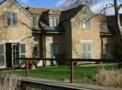 Plan Your Vacation Cotswold Water Park Unforgettable Experience