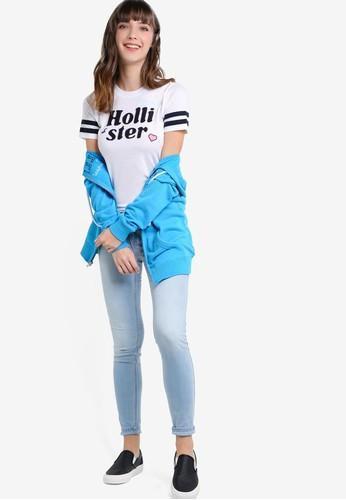 Hollister Stylish Summer Picks For Fashion Freaks!! Hollister Stylish Summer Picks For Fashion Freaks!!