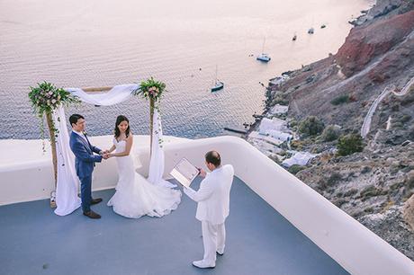 Gorgeous elopement in Santorini | Christine & Olimpio