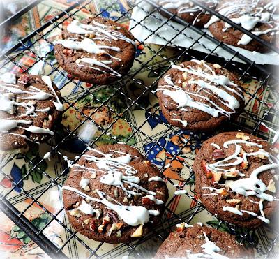 Caramel Stuffed Chocolate Cookies