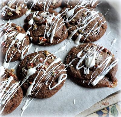 Caramel Stuffed Chocolate Cookies