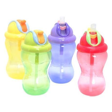 9 Tips to Reduce Plastic Usage in your Home Do you know how much plastic is used in your home? This Earth Day, let's pledge to reduce plastic usage in our homes and our lives!