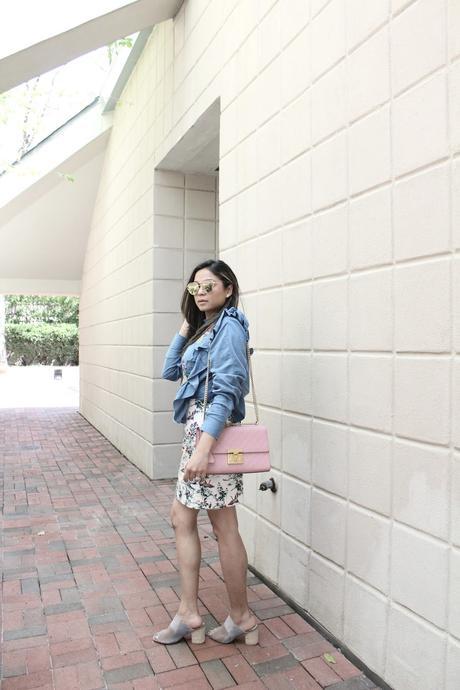 wearing hush puppies mules, ruffled blouse, mini skirt, print om print, print mixing, street atyle, fashionblogger, dc blogger, myriad musings, saumya shiohare , indian