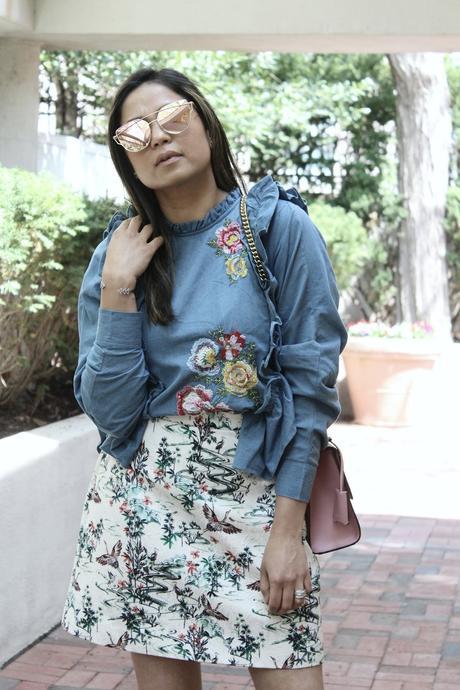 wearing hush puppies mules, ruffled blouse, mini skirt, print om print, print mixing, street atyle, fashionblogger, dc blogger, myriad musings, saumya shiohare , indian