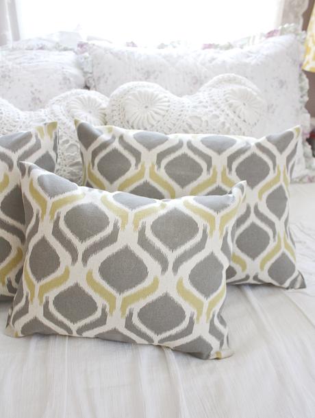 The Easiest “No Sew” Pillow Cover Ever