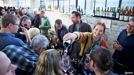 What’s behind the fad for “natural” wine?