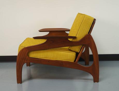 Vintage Lounge Chair