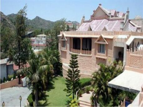 Son Of Himalayas: This Summer Rejuvenate Yourself In Mount Abu