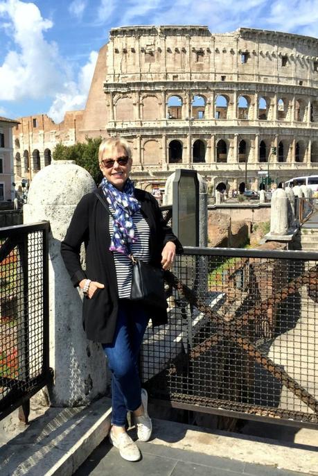 what I wore sightseeing in Rome