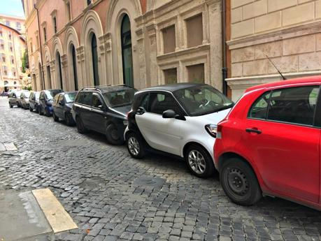 Romans are champions of parallel parking!