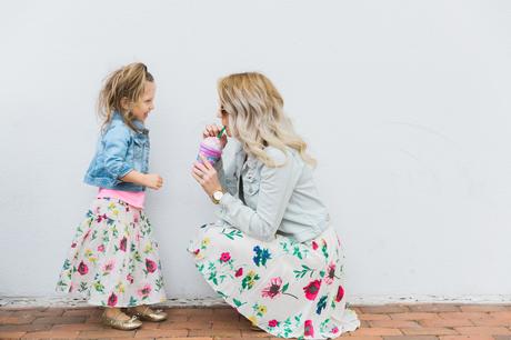 Mommy and Me Style featuring coordinating floral outfits from Old Navy. Plus the importance of spending one-on-one time with each kid. 