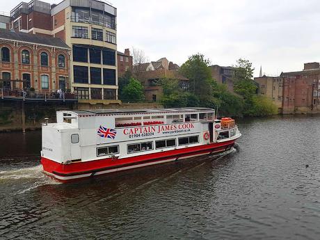 One Night in York - Afternoon Tea, Motown and River Cruises
