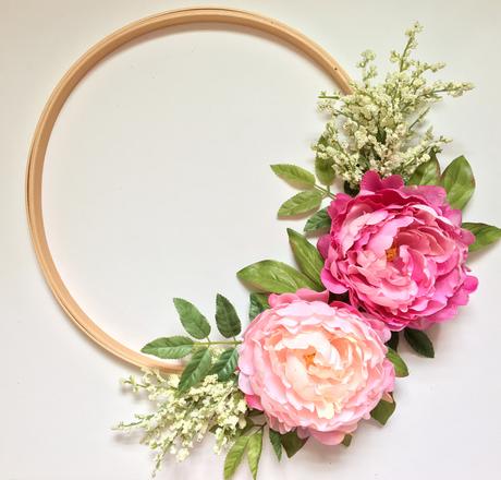 DIY : Embroidery Hoop Wreath