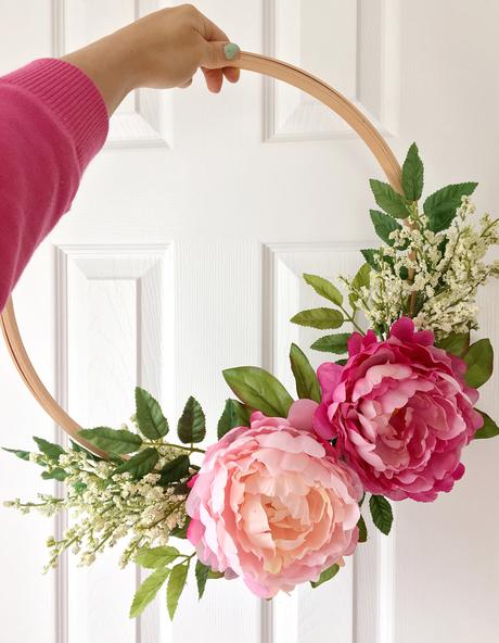 DIY : Embroidery Hoop Wreath