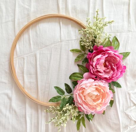 DIY : Embroidery Hoop Wreath