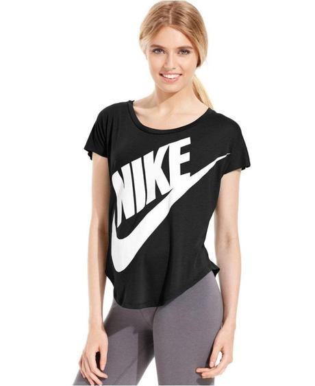 Go Frolic With Eminent Brand Nike And Forge Your Own Vogue!!